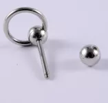 Piercing s okem